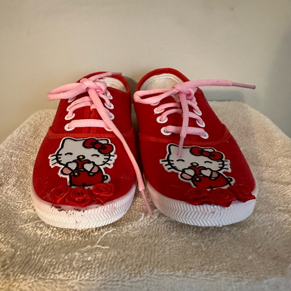 Hello kitty - Picture 2 of 3